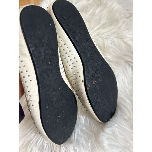 UGG Alloway White Leather Silver Studded Loafer Flats size 6 - Picture 4 of 7